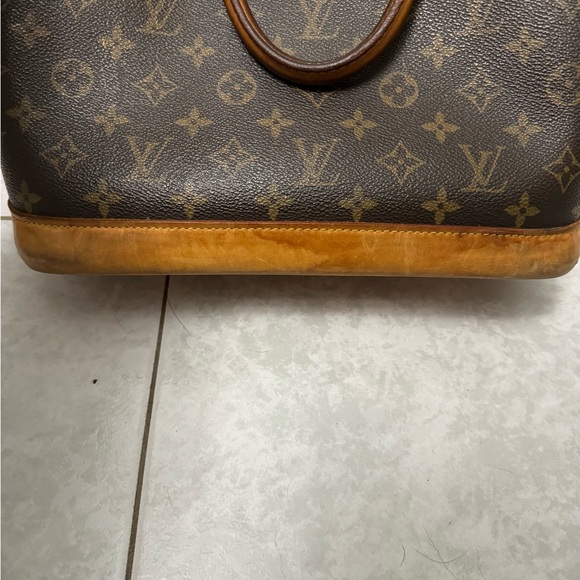 Louis Vuitton Alma PM bag used - Picture 11 of 15